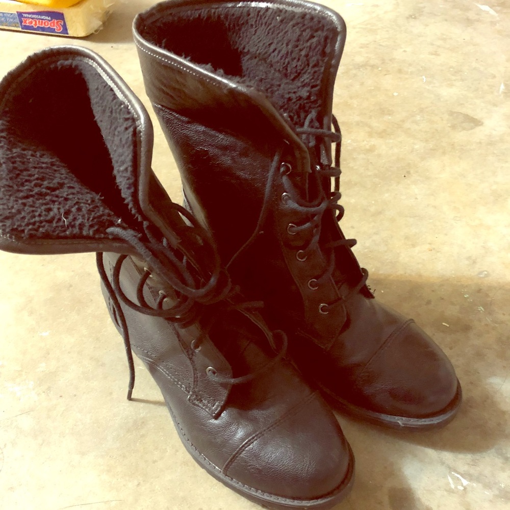 Boots!